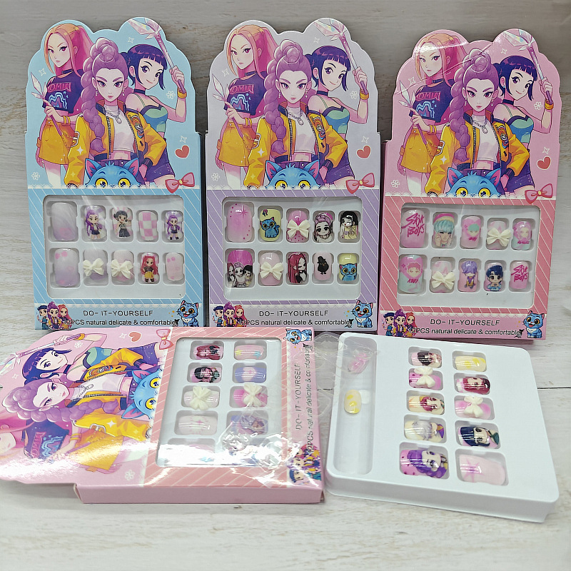 Girl Group Boutique Cartoon DI - Anime Merchandise Nepal avis et prix